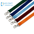 Kostenlose Probe personalizado billige einfache abreißbare gewebte Siebdruck verstellbare leere Polyester Halsband individuelles Logo